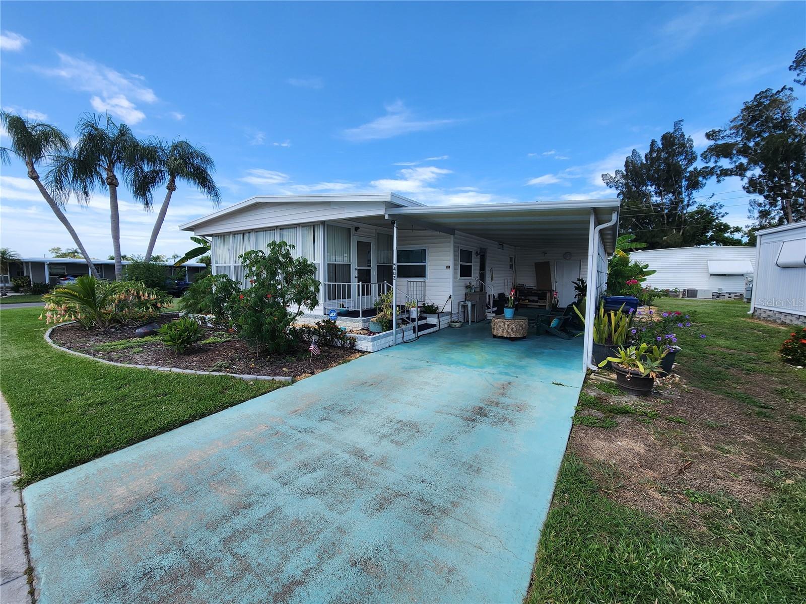 CHATEAU VILLAGE CO-OP - Residential