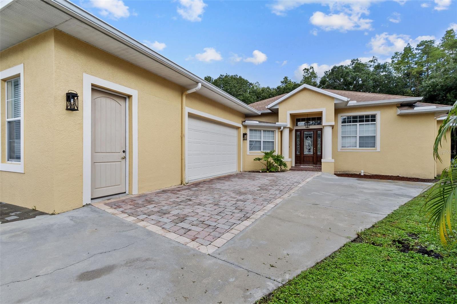 View TAMPA, FL 33624 house