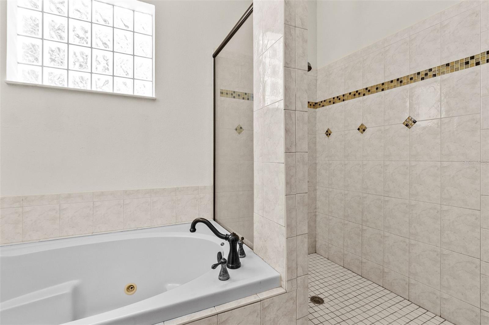Photo 10 of 25 of 4116 WOODACRE LANE house