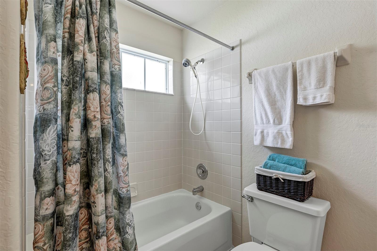 HUNTERS CREEK TR 250 - Residential