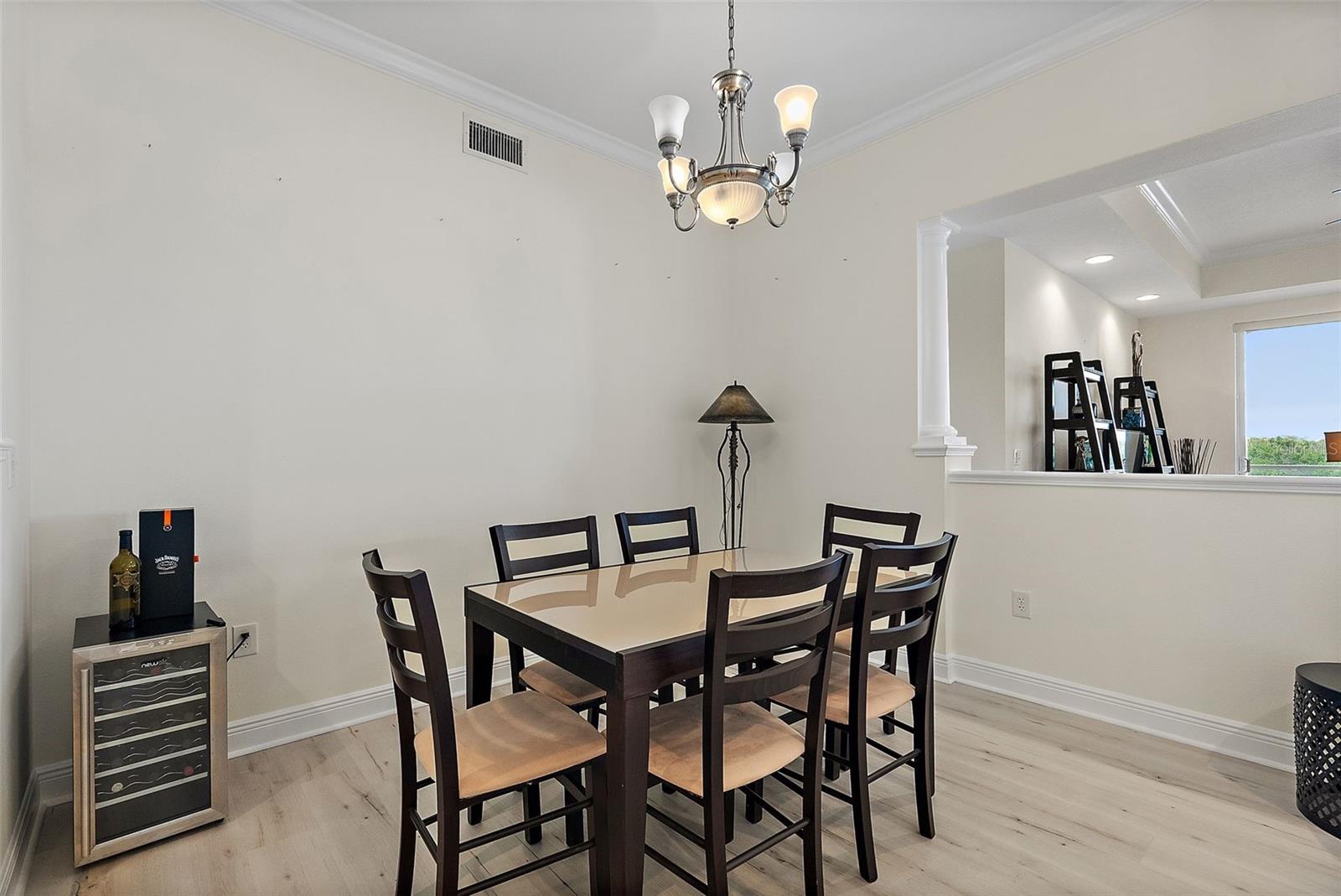 POINTE AT MARINA BAY CONDO, THE - Residential