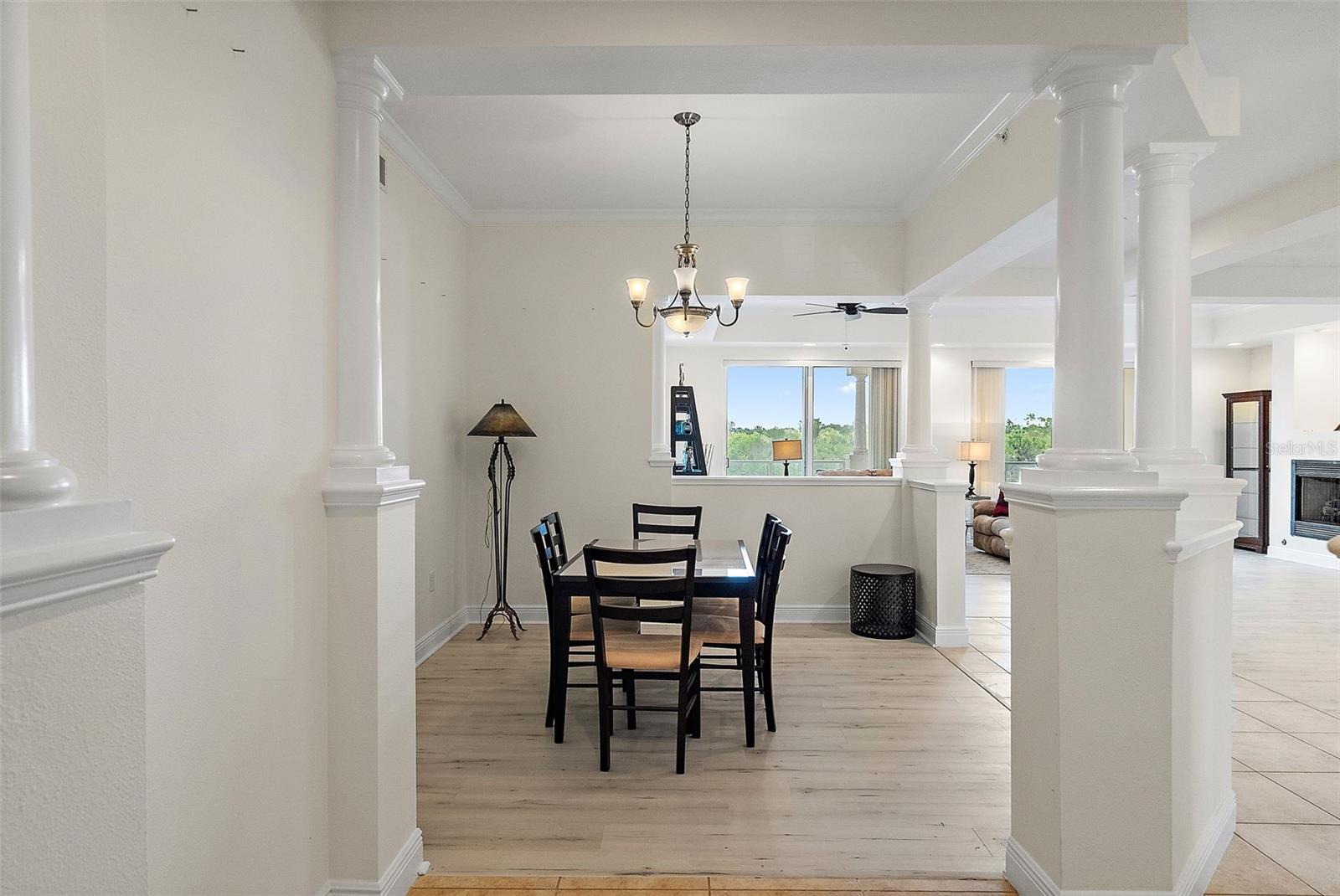 POINTE AT MARINA BAY CONDO, THE - Residential