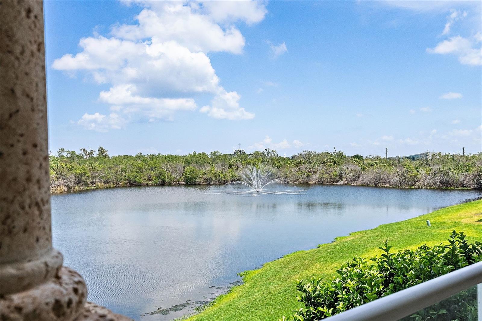 POINTE AT MARINA BAY CONDO, THE - Residential