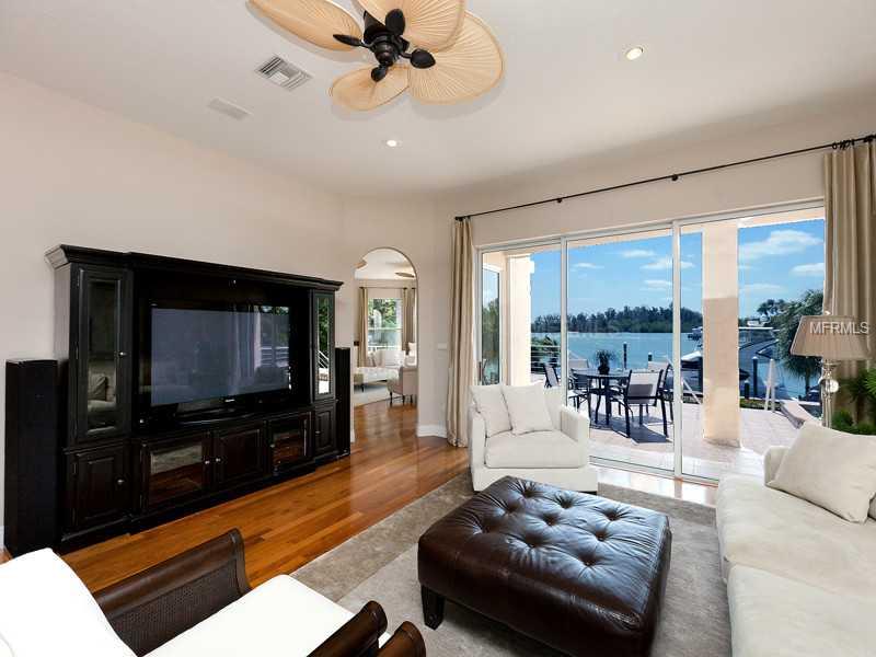 BAY ISLAND SHORES UNIT 1 - Residential