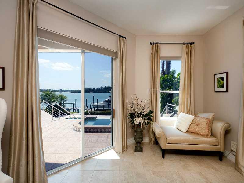 BAY ISLAND SHORES UNIT 1 - Residential