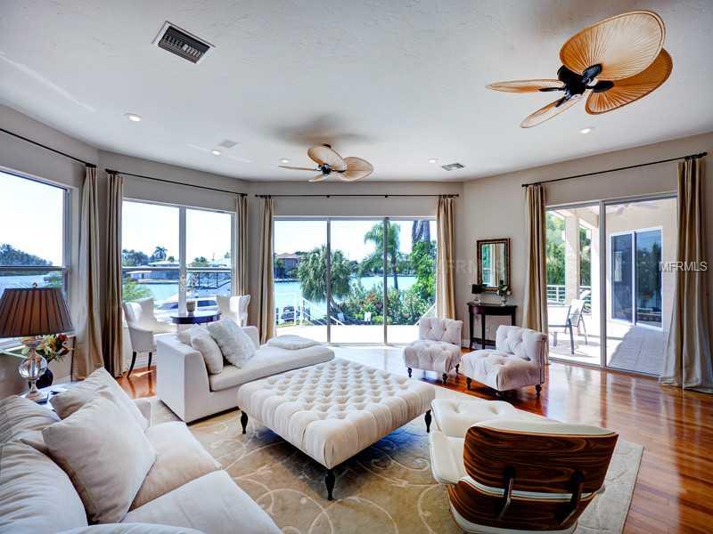 BAY ISLAND SHORES UNIT 1 - Residential