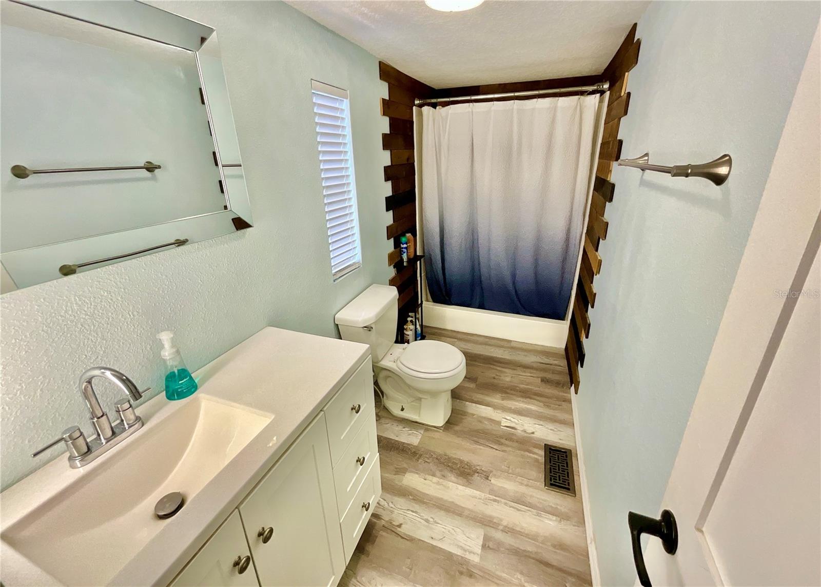 MELROSE LANDING - Residential