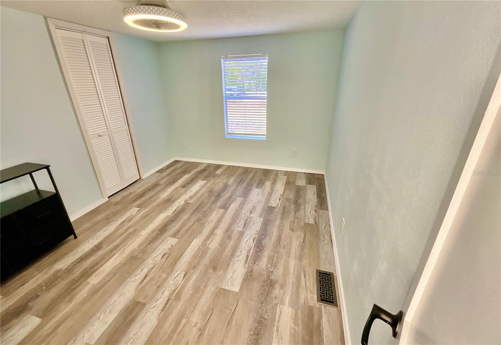 MELROSE LANDING - Residential