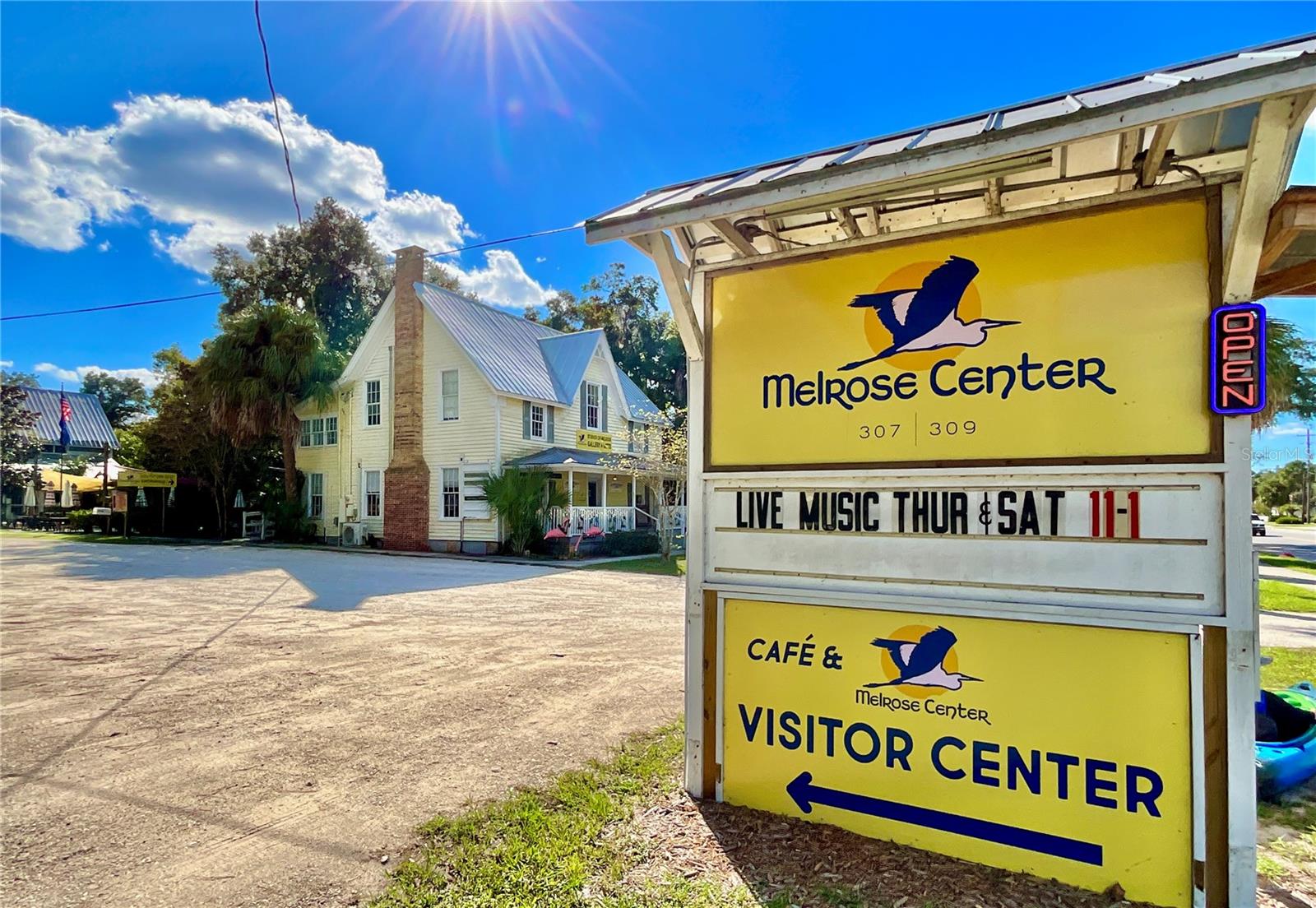 MELROSE LANDING - Residential