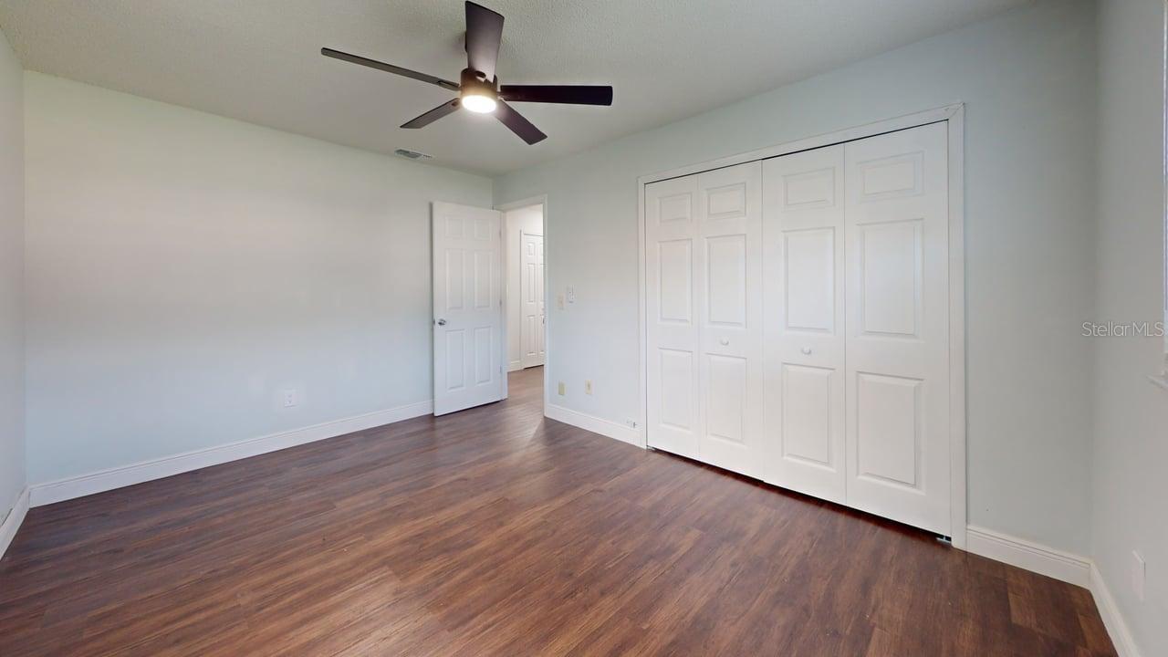 DELTONA LAKES UNIT 02 - Residential Lease