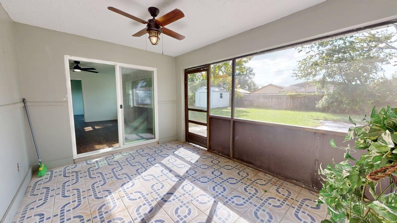 DELTONA LAKES UNIT 02 - Residential Lease