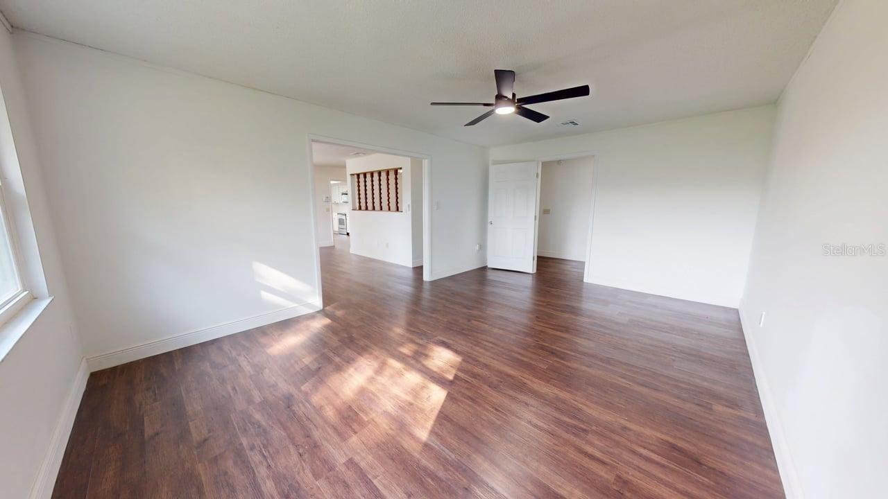 DELTONA LAKES UNIT 02 - Residential Lease