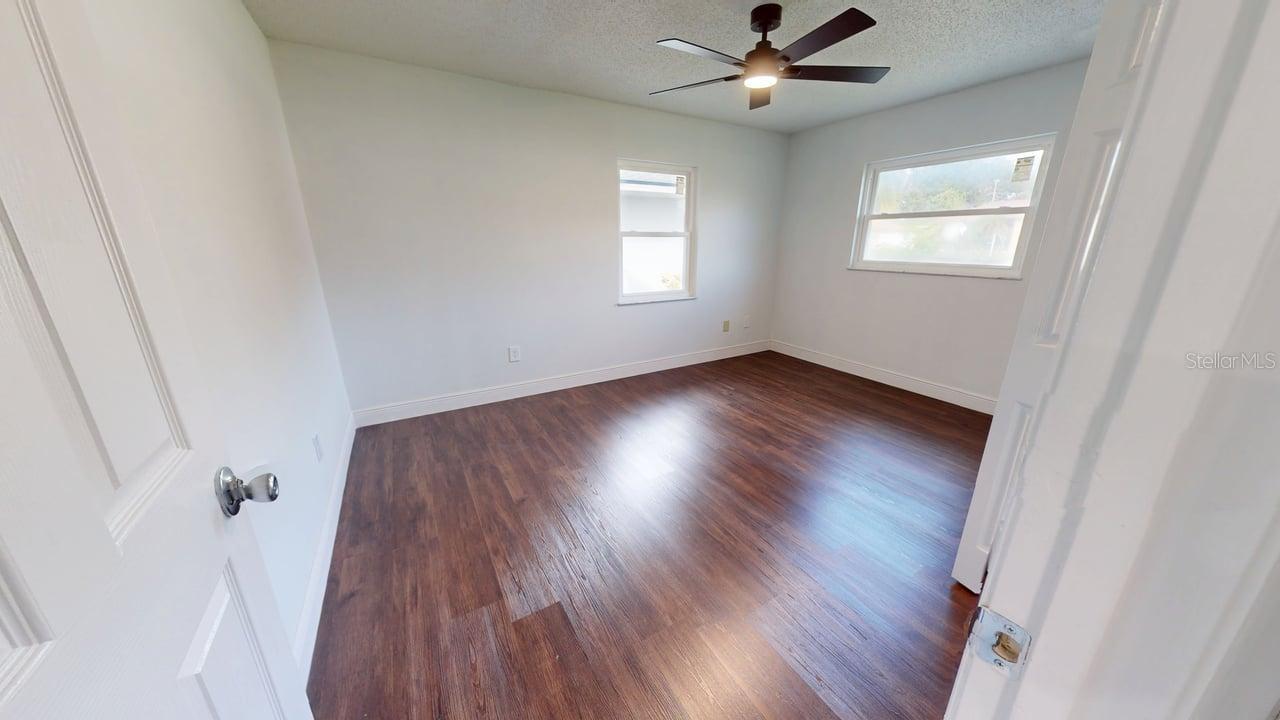 DELTONA LAKES UNIT 02 - Residential Lease
