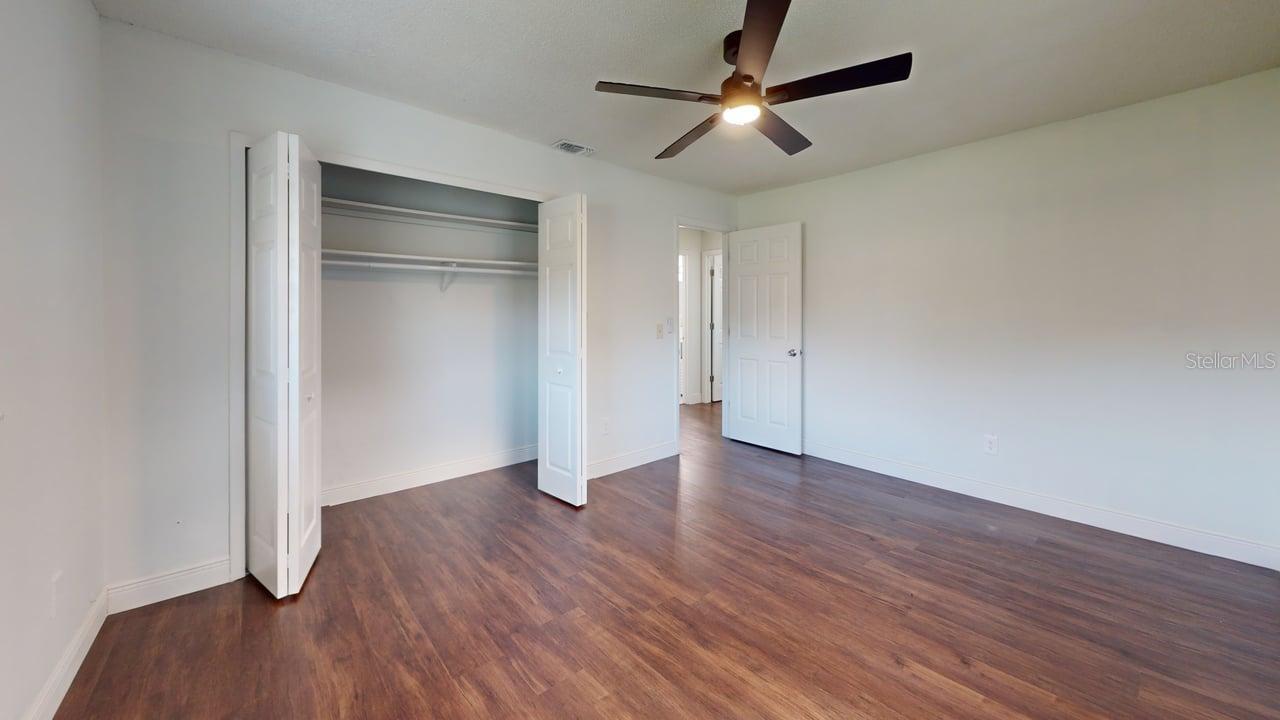 DELTONA LAKES UNIT 02 - Residential Lease