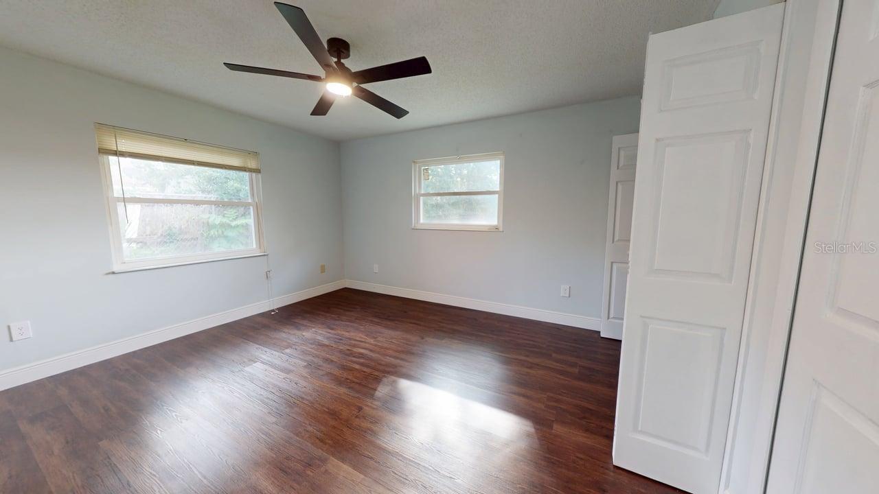 DELTONA LAKES UNIT 02 - Residential Lease