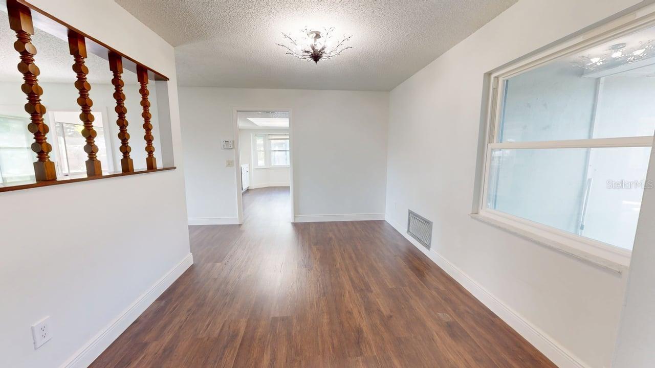 DELTONA LAKES UNIT 02 - Residential Lease