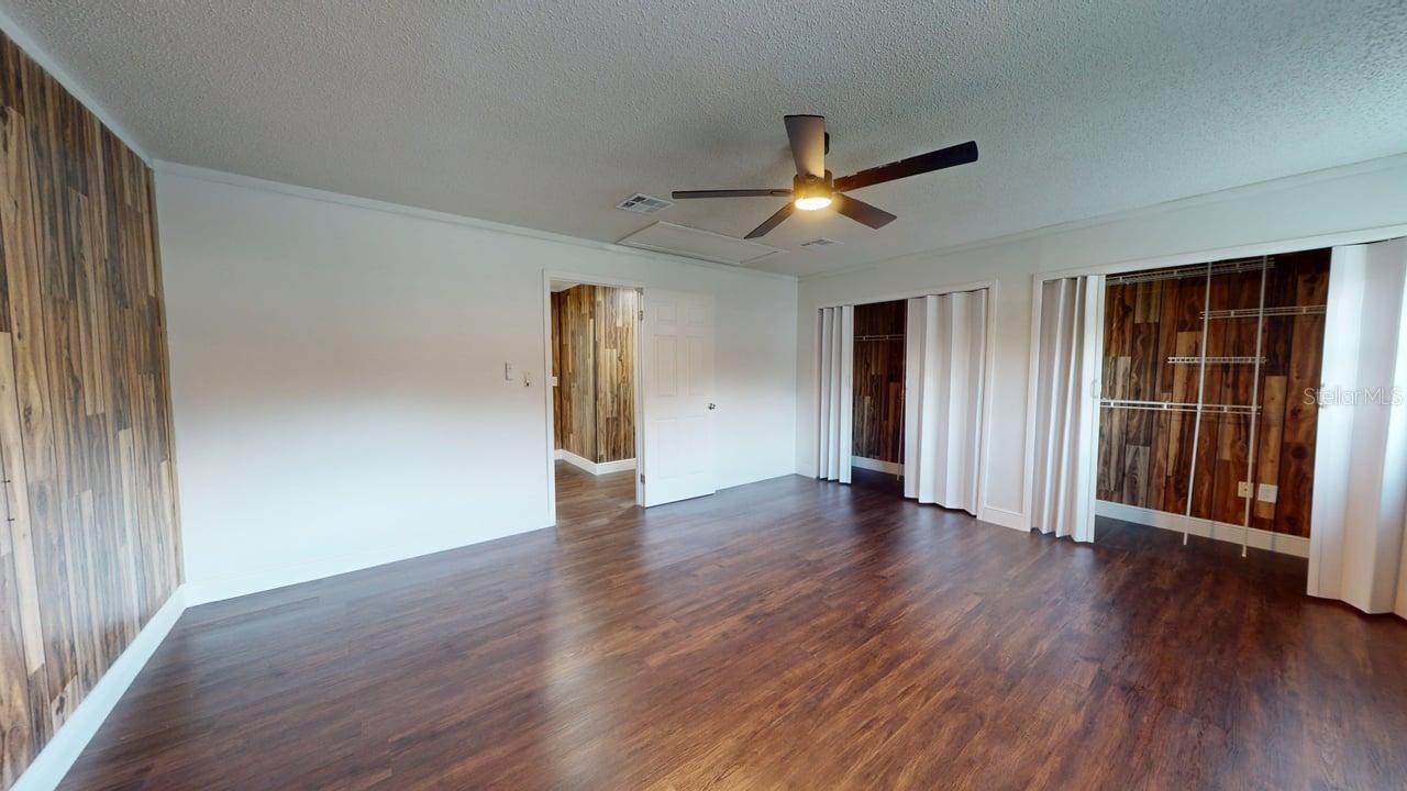 DELTONA LAKES UNIT 02 - Residential Lease
