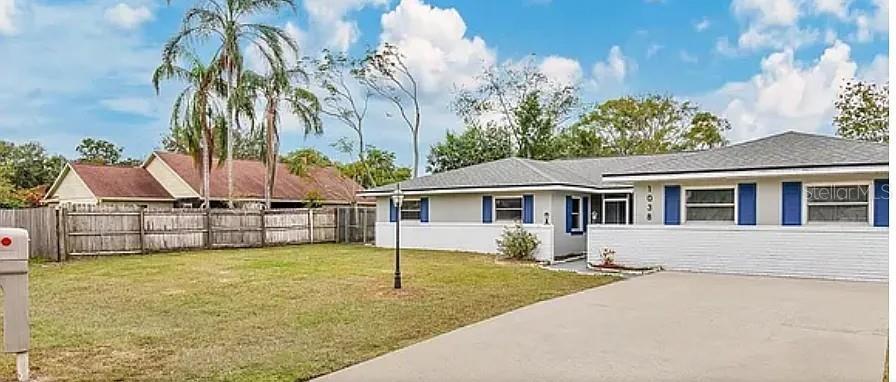 DELTONA LAKES UNIT 02 - Residential Lease