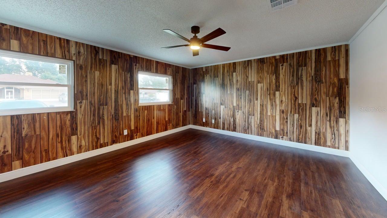 DELTONA LAKES UNIT 02 - Residential Lease