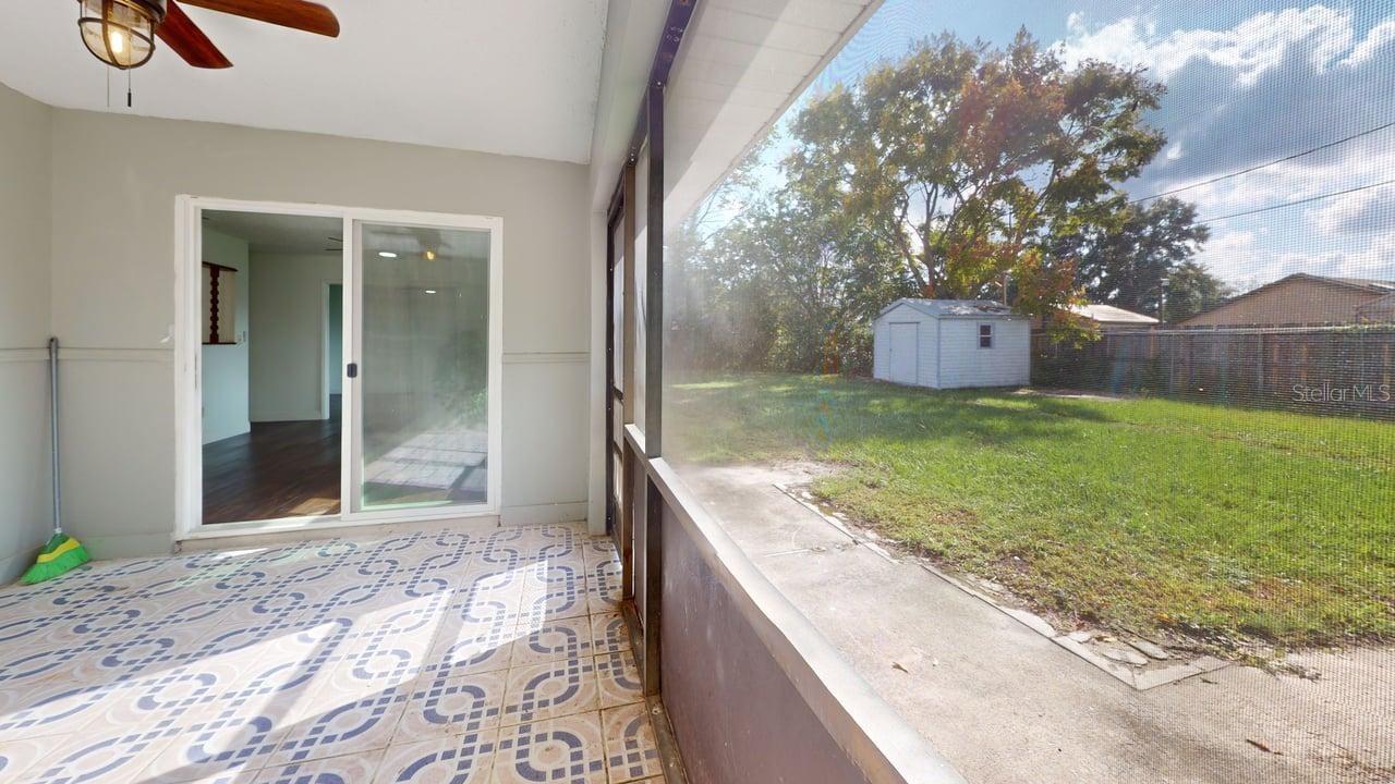 DELTONA LAKES UNIT 02 - Residential Lease