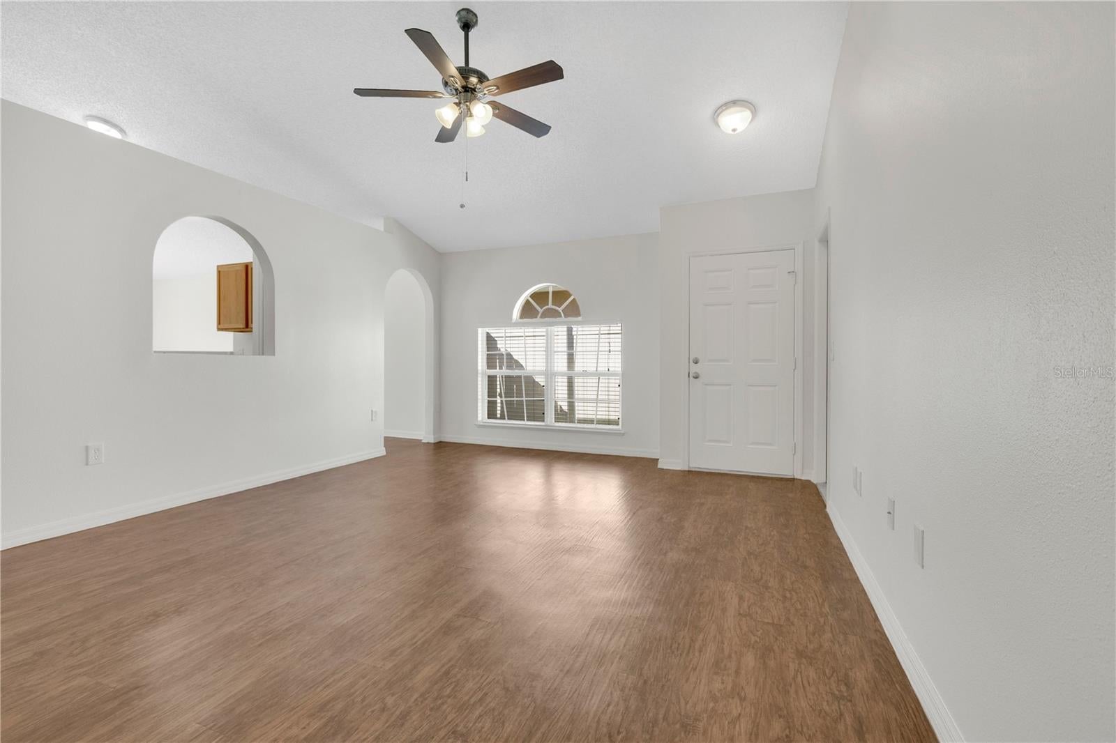 6407 TABOGI TRAIL