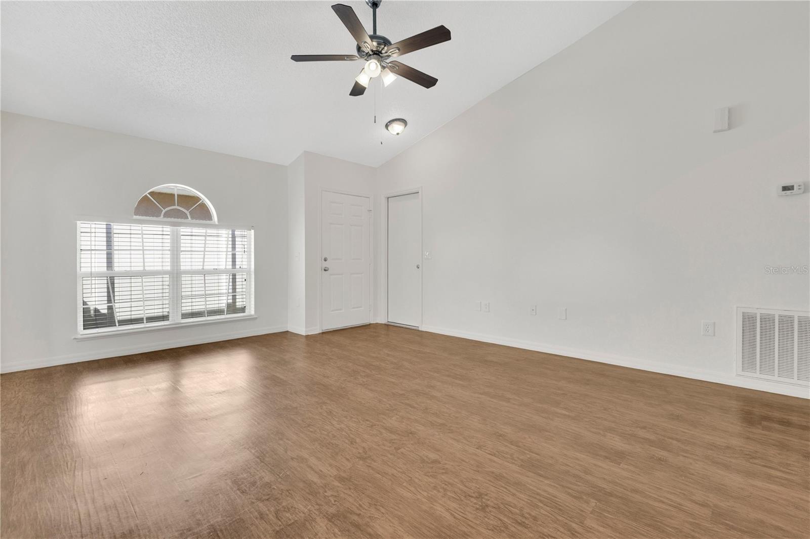 6407 TABOGI TRAIL