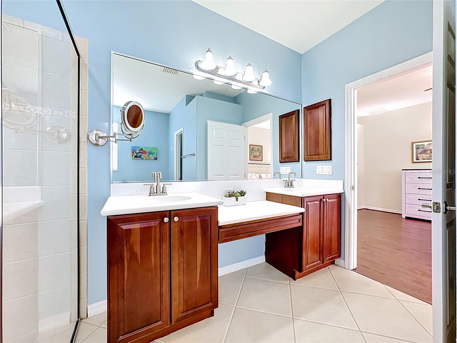 STONEYBROOK AT VENICE - Residential