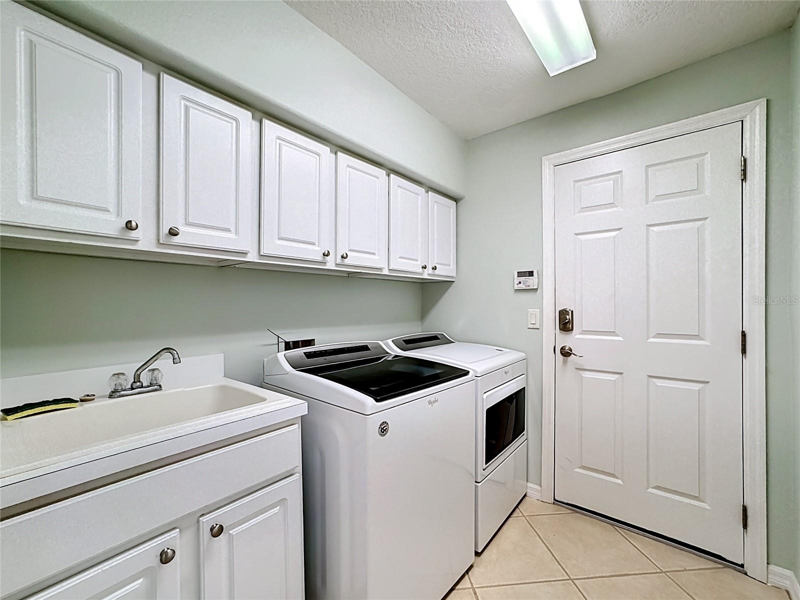 STONEYBROOK AT VENICE - Residential