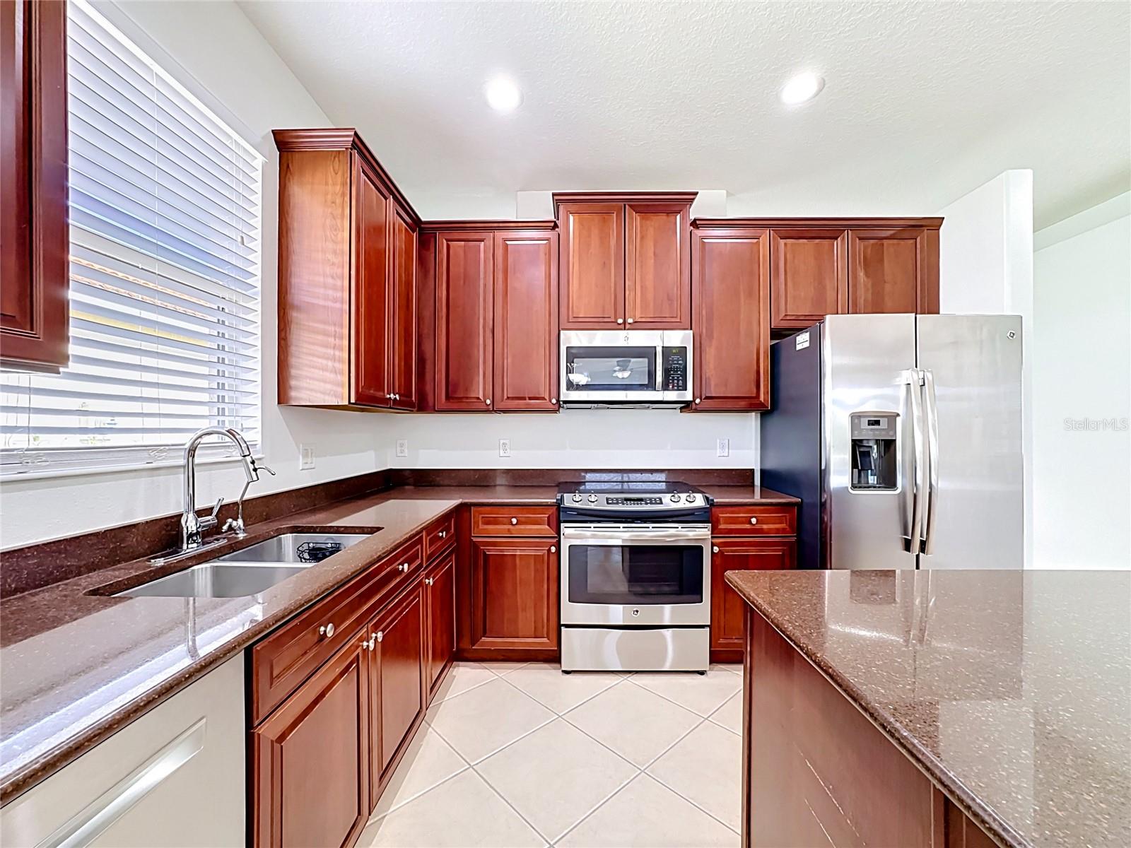 STONEYBROOK AT VENICE - Residential