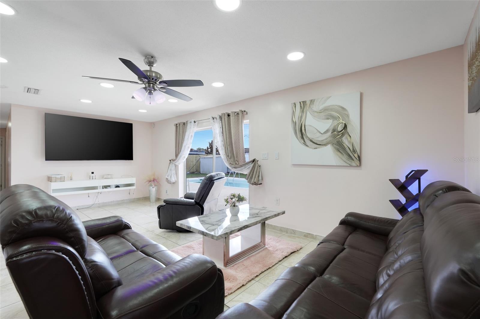 ORLANDO CENTRAL PARK 03 - Residential