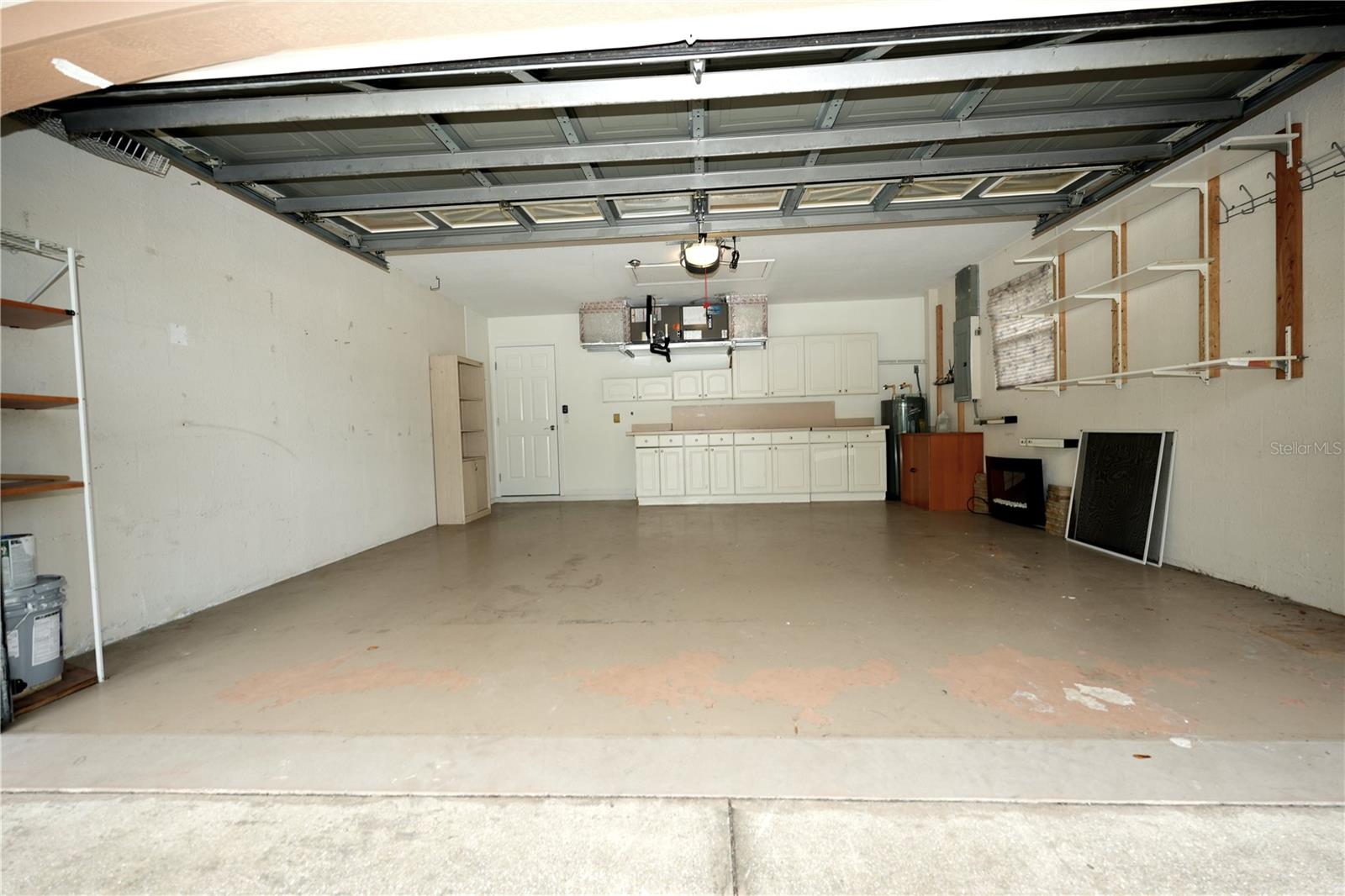 SOUTH VENICE - Residential Lease