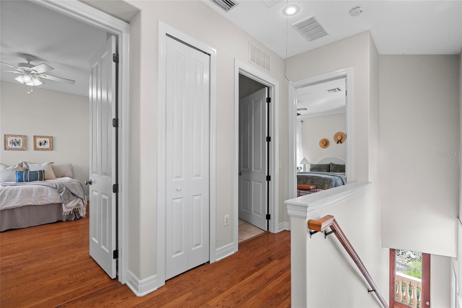 VILLA VENEZIA TWNHMS - Residential