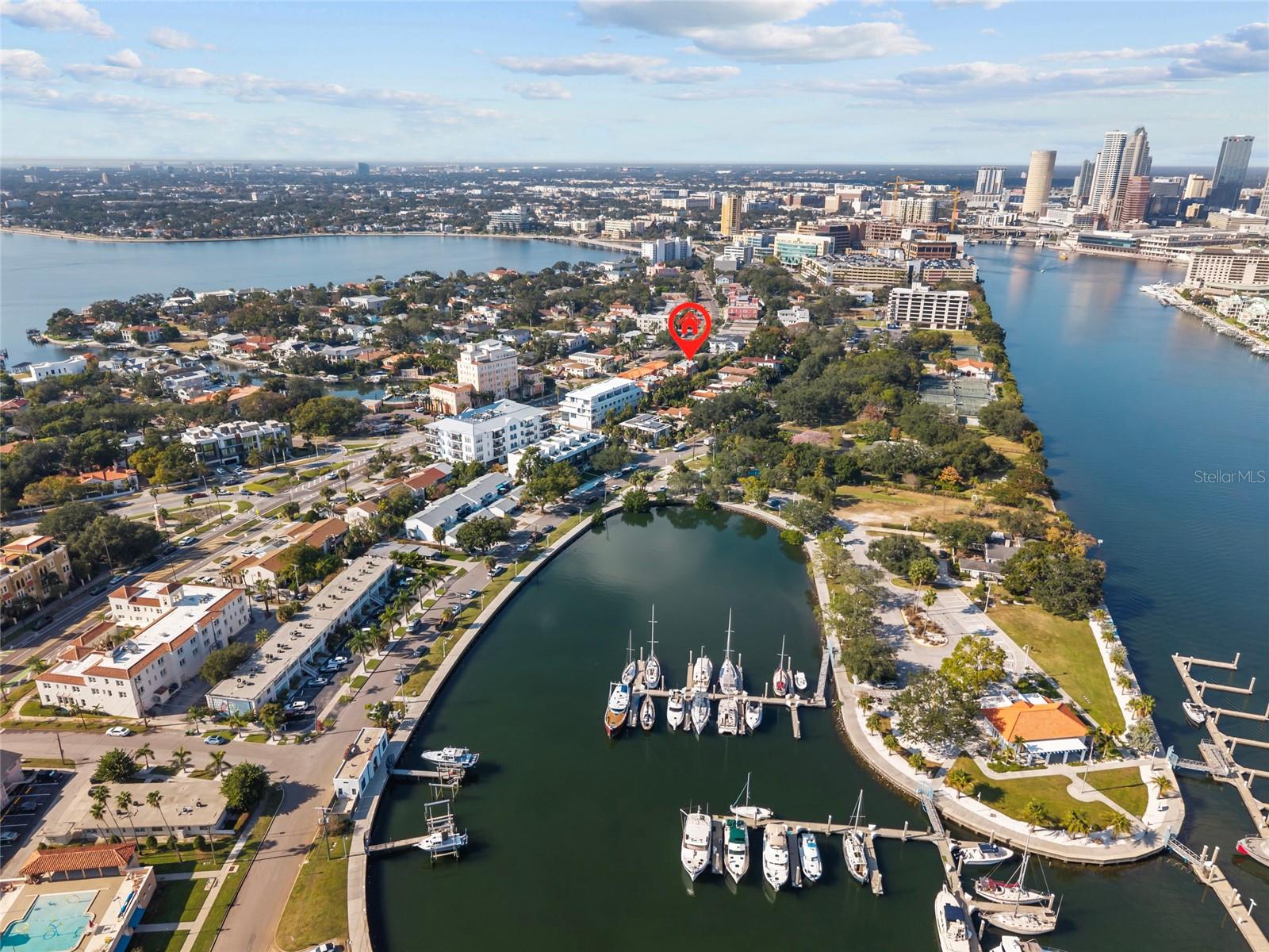 VILLA VENEZIA TWNHMS - Residential