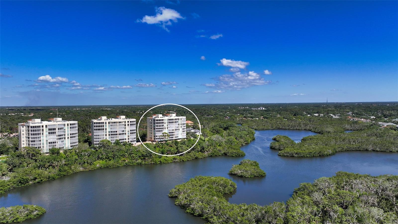 385 N POINT ROAD 903