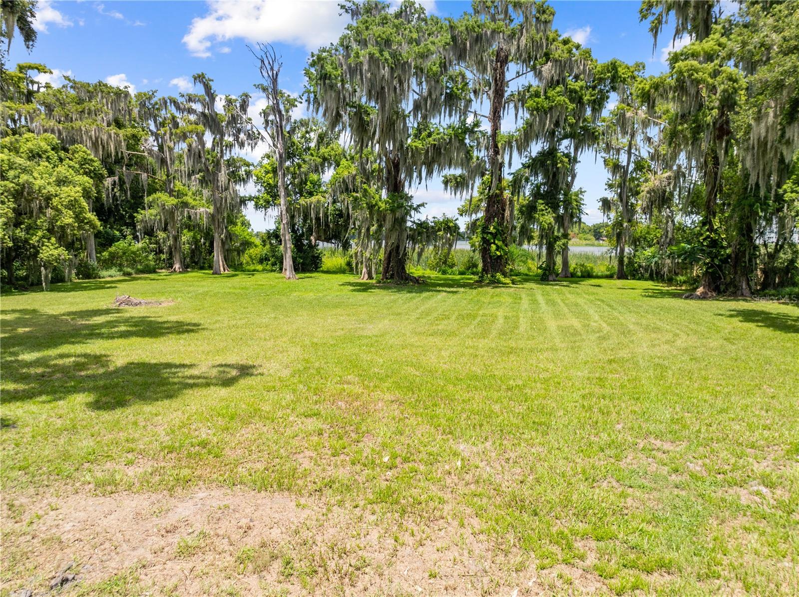 2557 AMES HAVEN ROAD