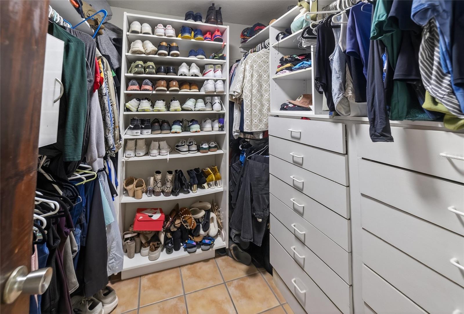 COND. LA VILLA GARDENS - Residential