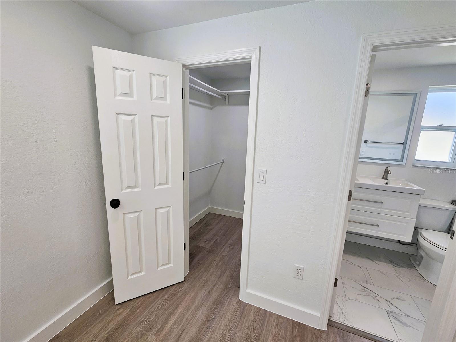 SHADOW RIDGE - Residential Lease