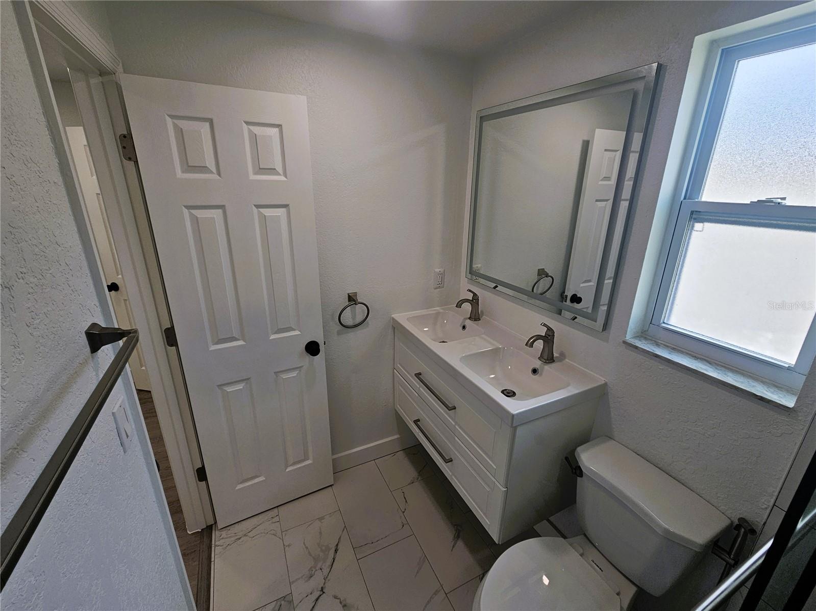 SHADOW RIDGE - Residential Lease