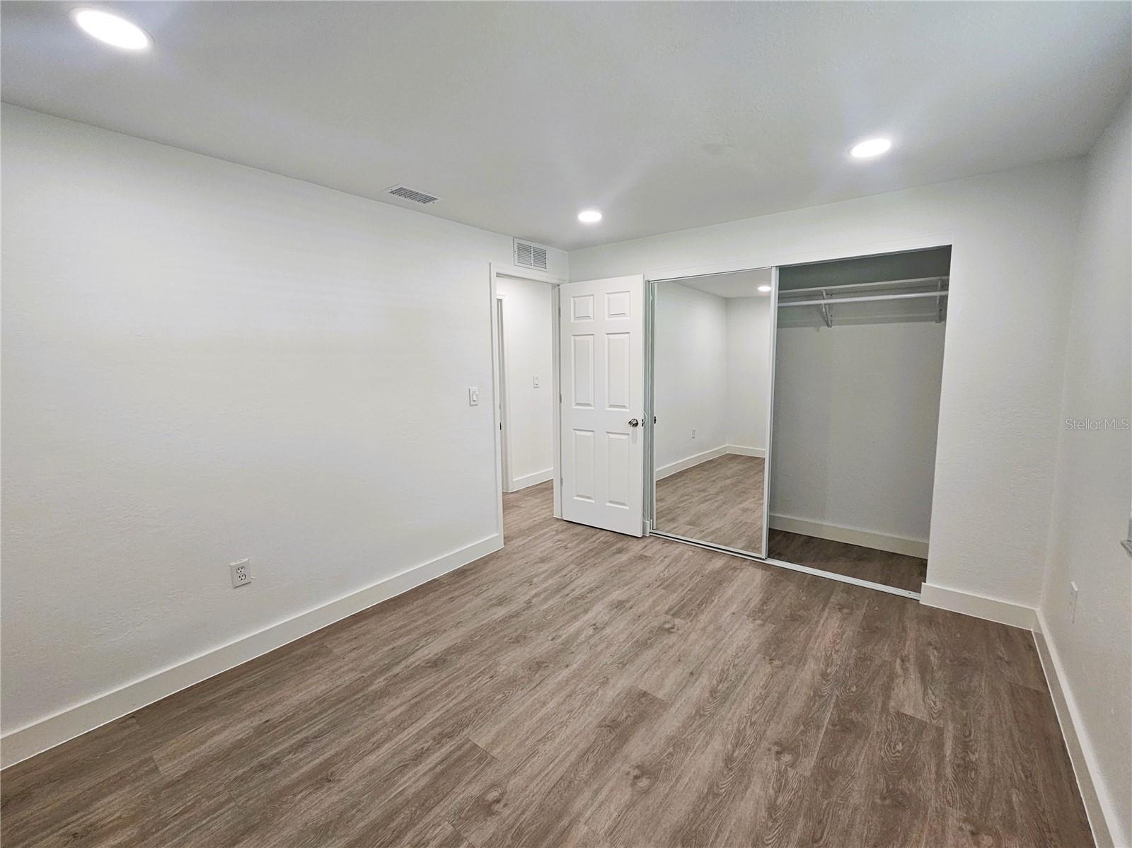 SHADOW RIDGE - Residential Lease