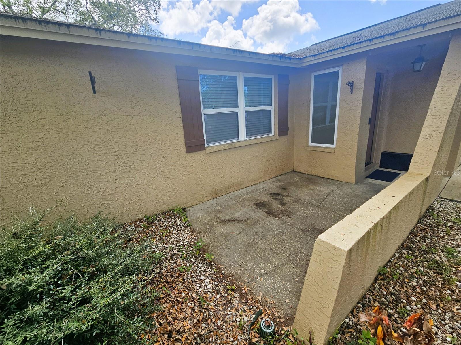 SHADOW RIDGE - Residential Lease