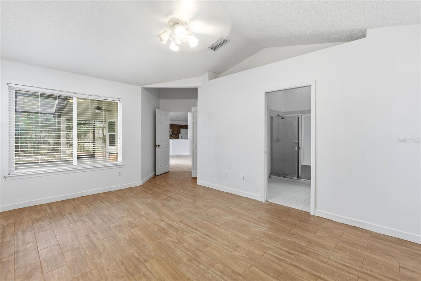 CARRINGTON PARK - Residential