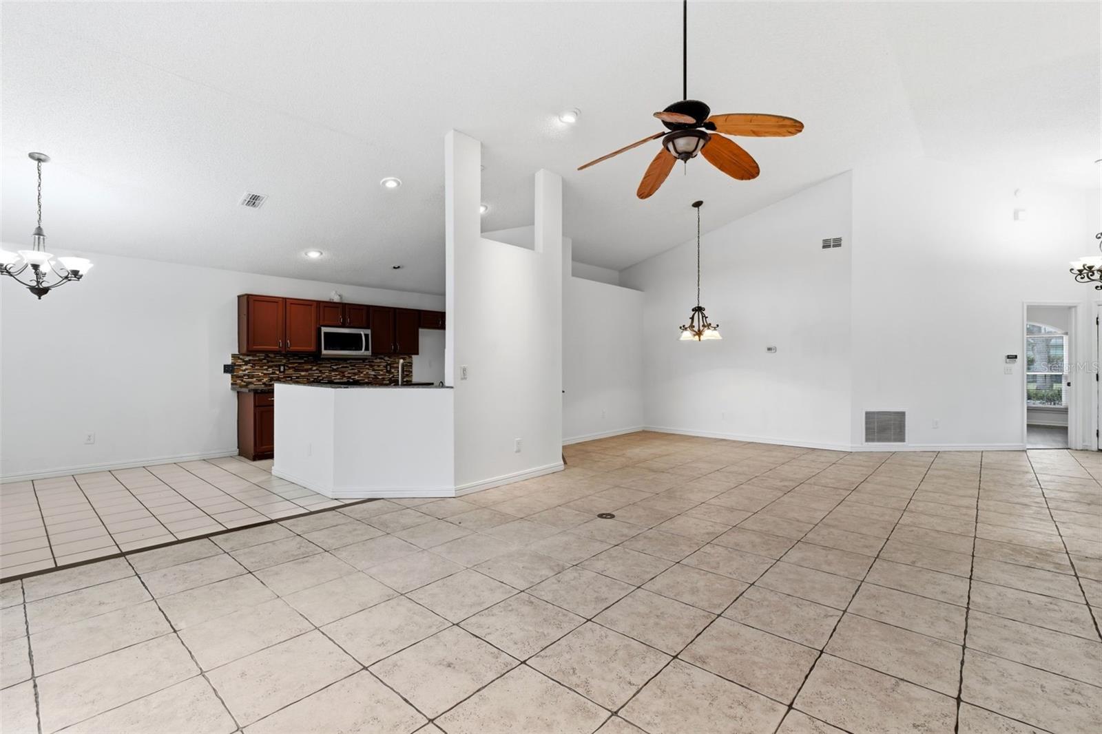 CARRINGTON PARK - Residential