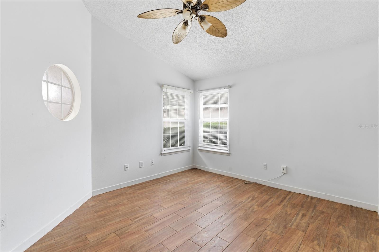 CARRINGTON PARK - Residential