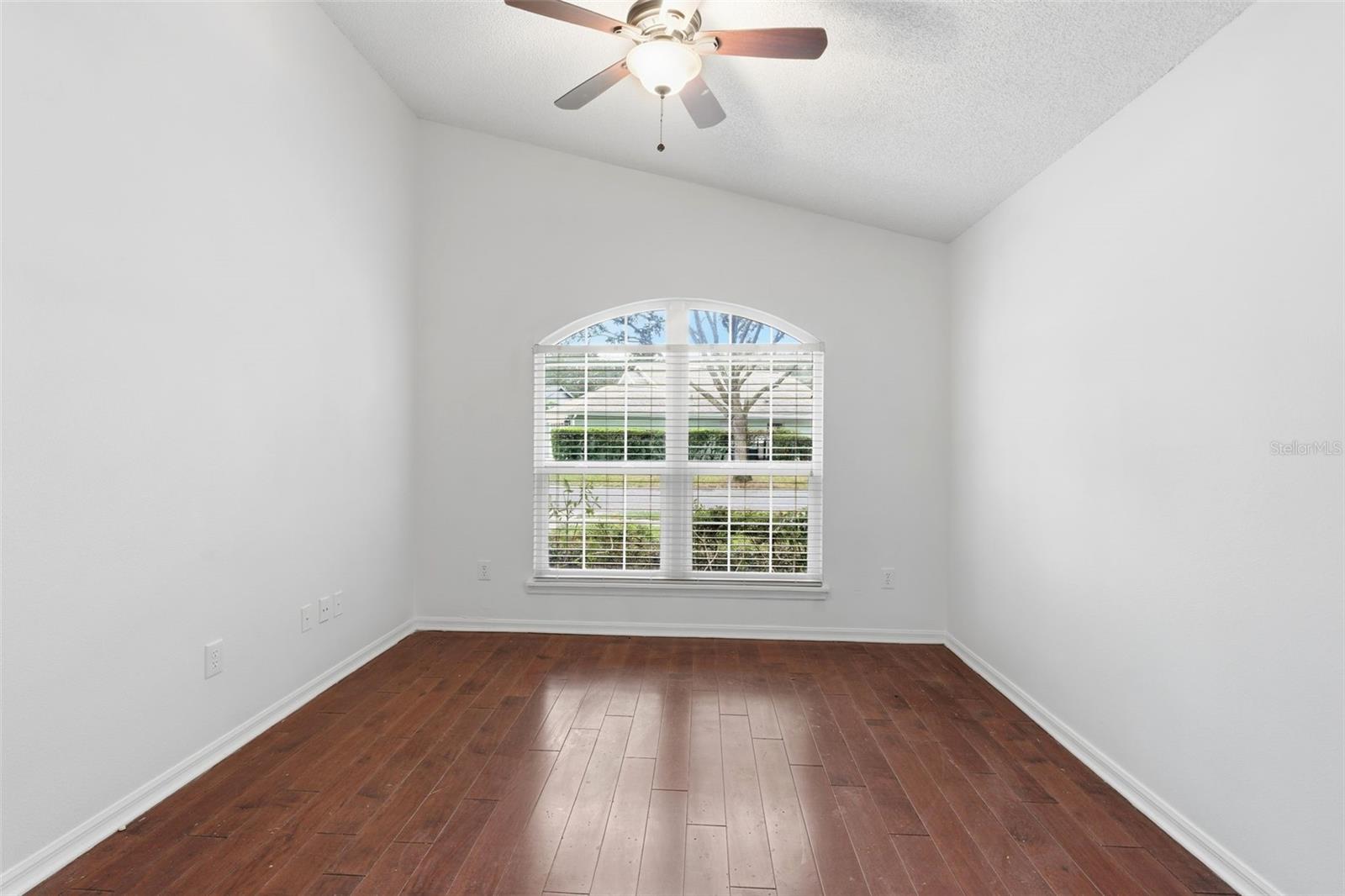 CARRINGTON PARK - Residential