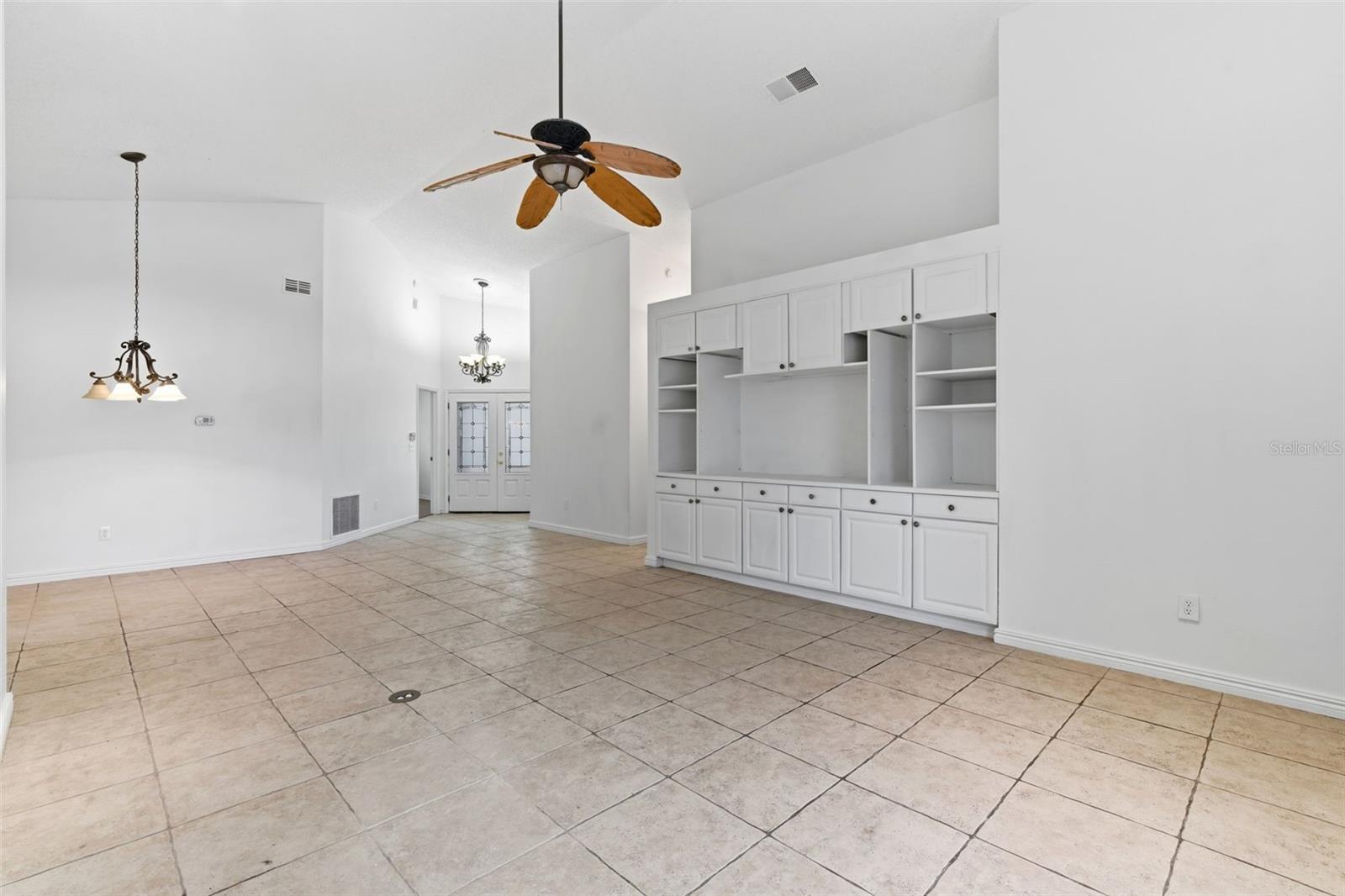 CARRINGTON PARK - Residential