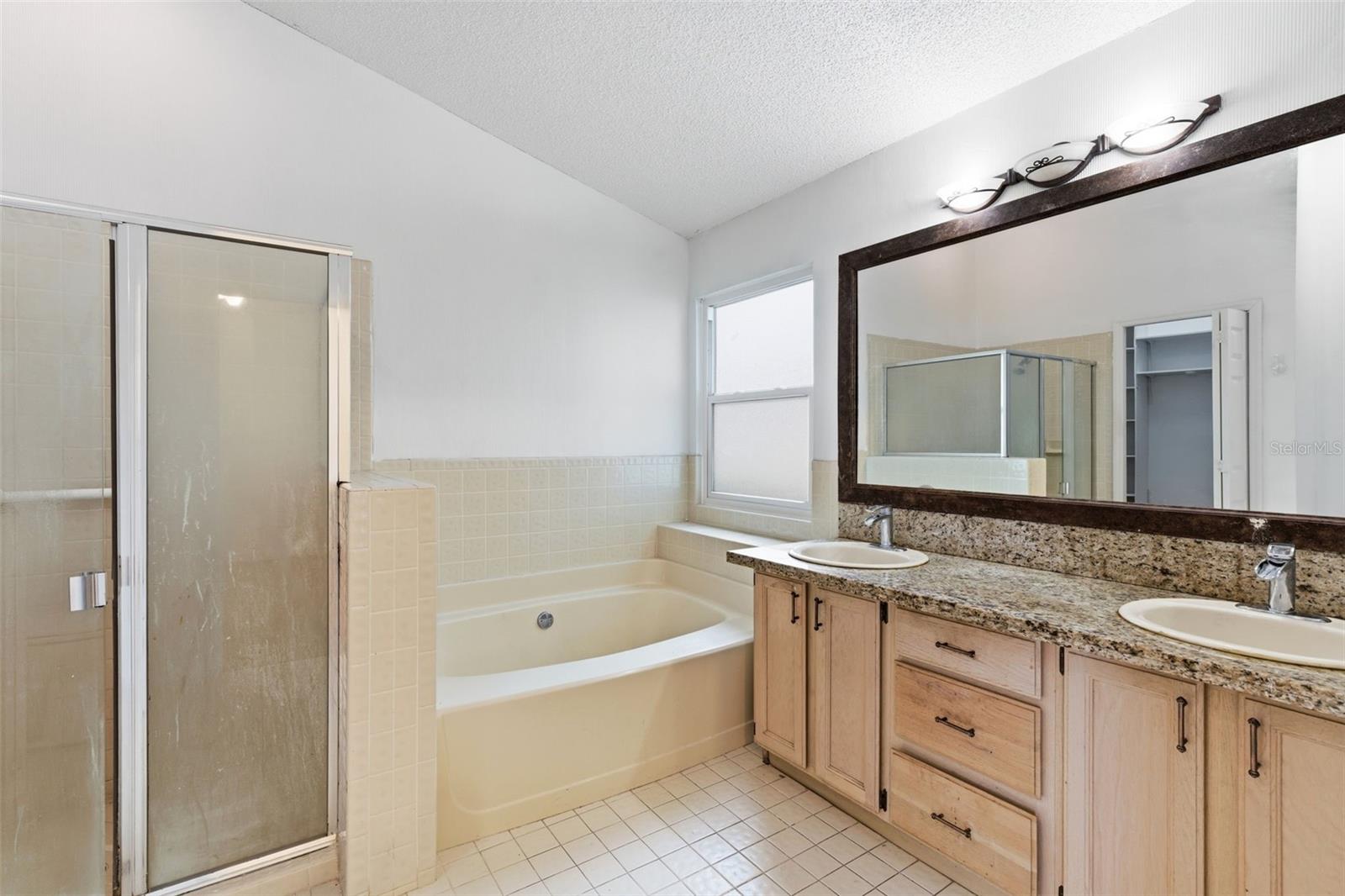 CARRINGTON PARK - Residential