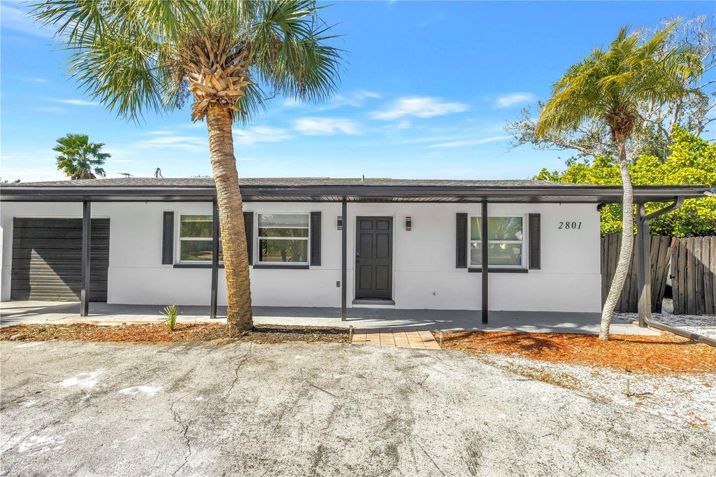 Photo of 2801 45th Street S, Gulfport, FL 33711 (MLS # O6353062)