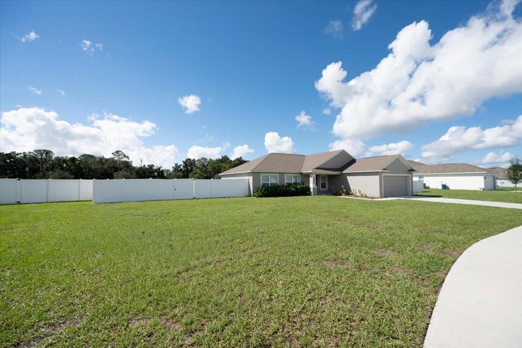 Photo of 912 Lochland Loop, Bartow, FL 33830 (MLS # L4965224)