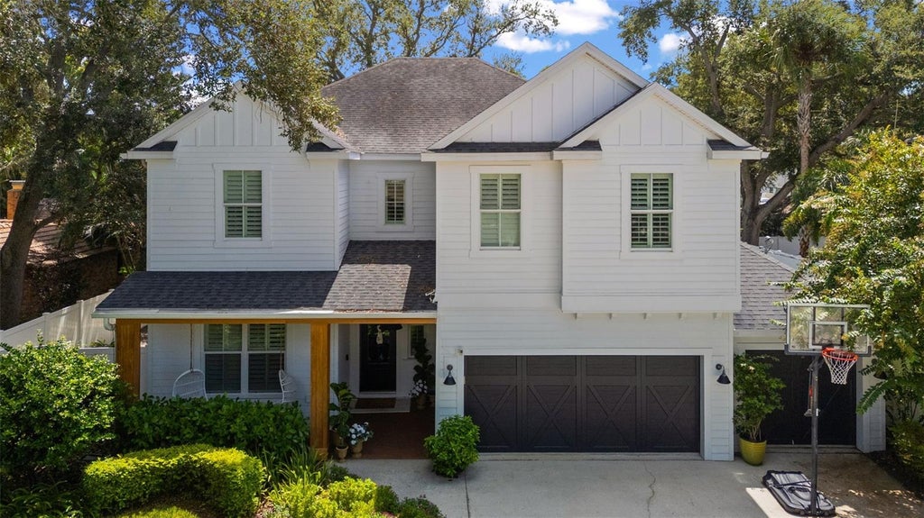 Photo of 3404 W Dorchester Street, Tampa, FL 33611 (MLS # TB8548549)