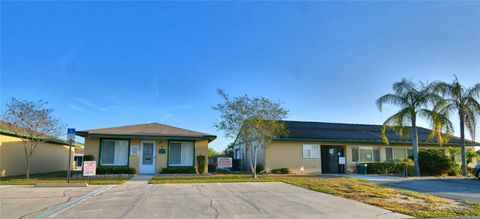 A home in WINTER HAVEN